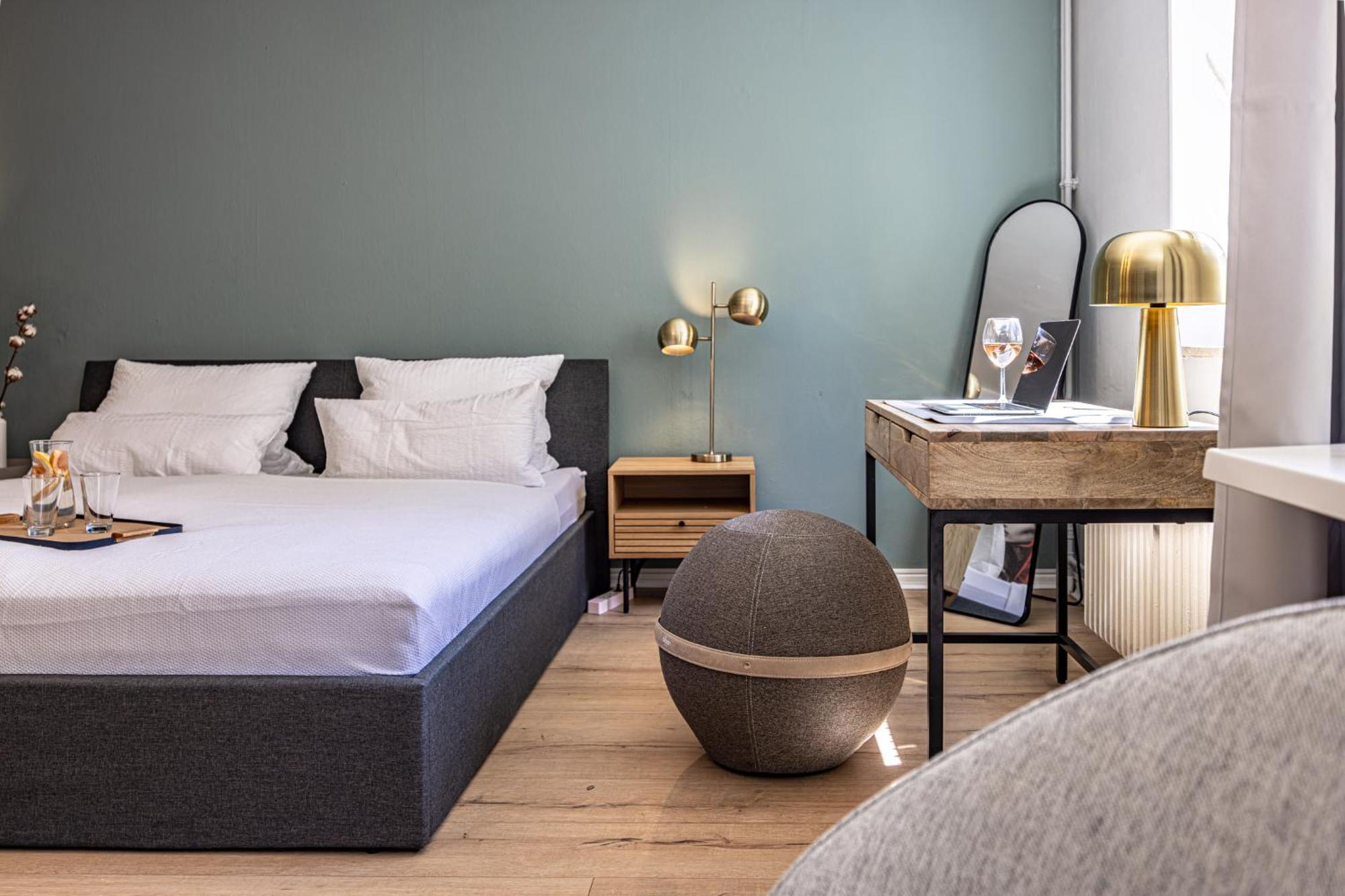 Have-A-Nice-Stay - Nahe Bahnhof Ahrensburg - 20 Minuten Nach Hamburg - Trotzdem Ruhig Gelegen - 6 Minuten Zu Fuss Ins Zentrum Ahrensburg - Modern Eingerichtet Екстер'єр фото